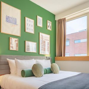 Maxhotel Amsterdam Airport Schiphol - Recently Renovated